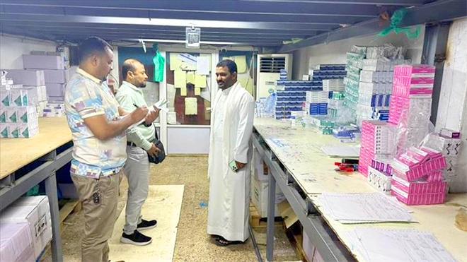 هيئة الأدوية تنفذ نزولاً ميدانياً للتفتيش على مؤسسات الجملة للأدوية